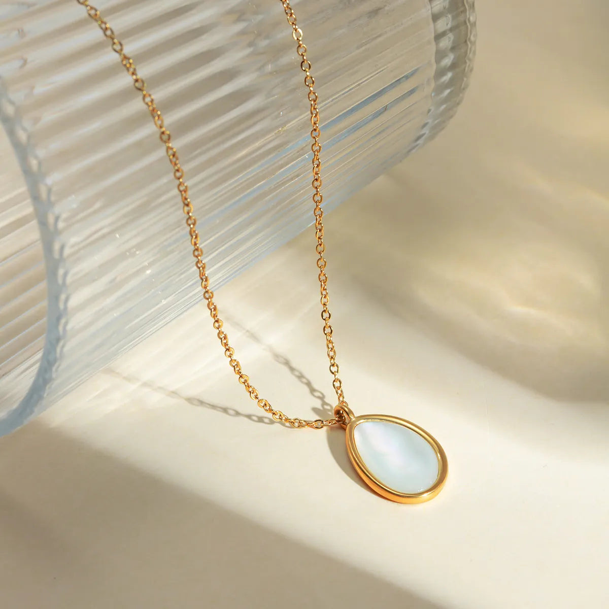 Women’s rose gold necklaces-Stainless Steel 18K Gold Plated Simple Style Classic Style Round Plating Inlay Opal Pendant Necklace