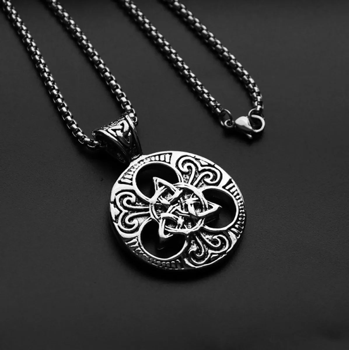 Three-Petal Flower Titanium Steel Necklace