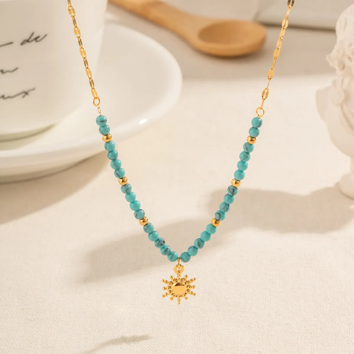 Women’s engagement necklaces-Ig Style Simple Style Sun Stainless Steel Turquoise Titanium Steel Beaded Plating 18k Gold Plated Pendant Necklace