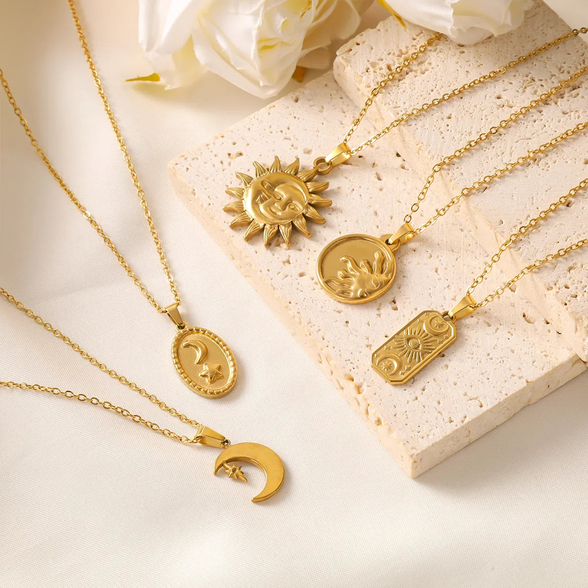 Women’s fashion necklaces-Ig Style Vintage Style Sun Star Moon Stainless Steel Plating 18k Gold Plated Pendant Necklace