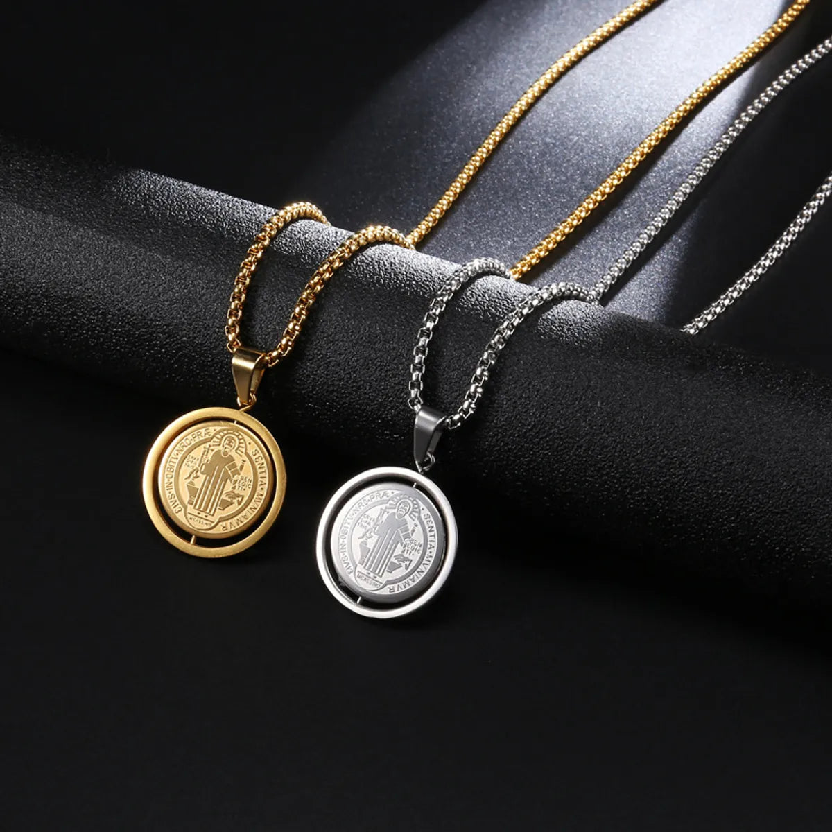 Women’s gemstone pendant necklaces-Simple Style Classic Style Oval 304 Stainless Steel Unisex Pendant Necklace