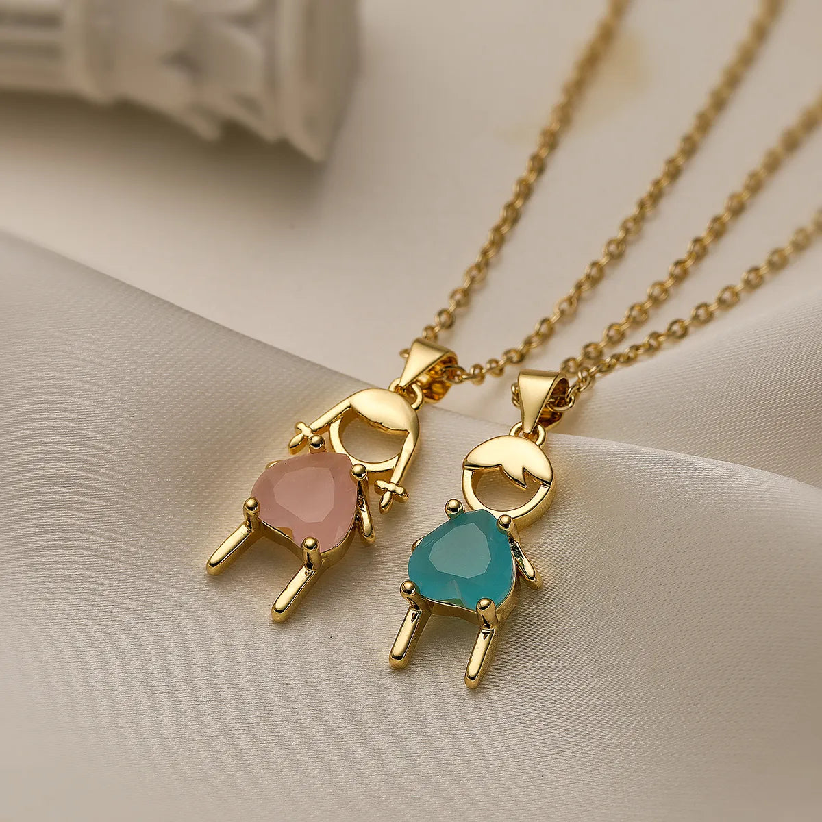 Women’s vintage necklaces-Cute Streetwear Cartoon Copper Plating Inlay Zircon 18k Gold Plated Pendant Necklace