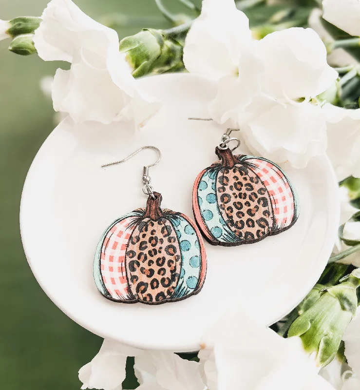 Women’s rose gold hoop earrings-Adorable Fall Pumpkin Earrings