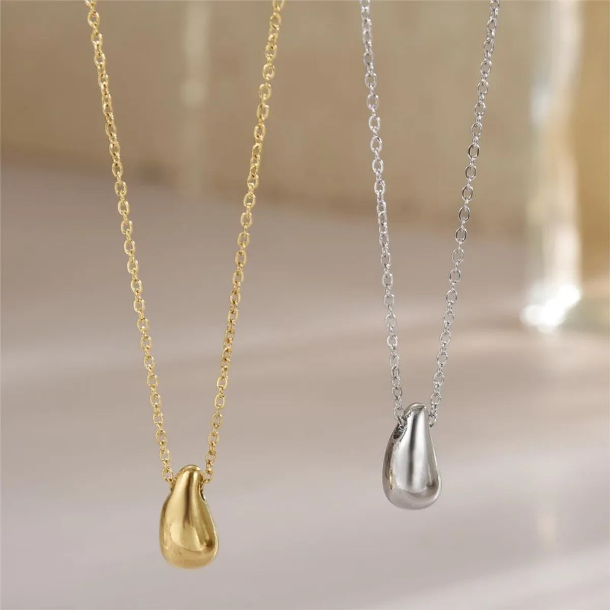 Women’s opal necklaces-Vintage Style Water Droplets Stainless Steel Plating 18k Gold Plated Pendant Necklace