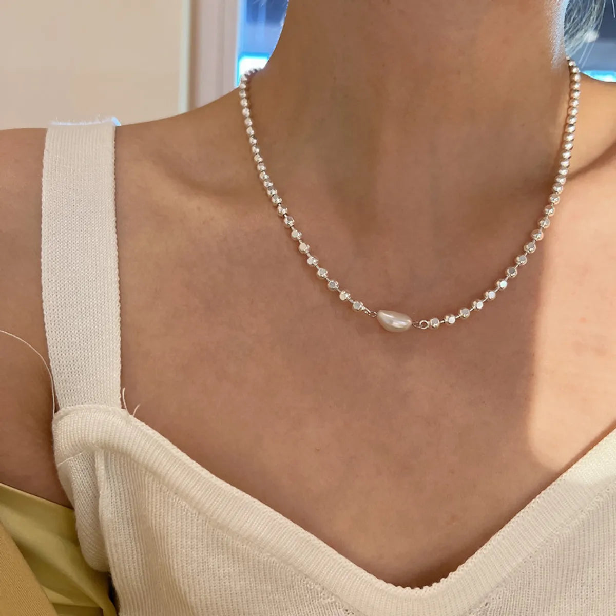 Women’s statement gem necklaces-Simple Style Solid Color Sterling Silver Irregular Pearl Plating Necklace