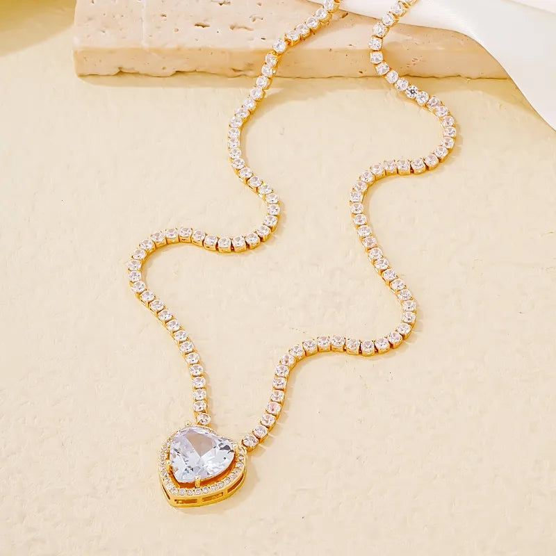 Women’s gold chain necklaces-Wholesale Simple Style Heart Shape Copper Plating Chain Inlay Gold Plated Zircon Necklace