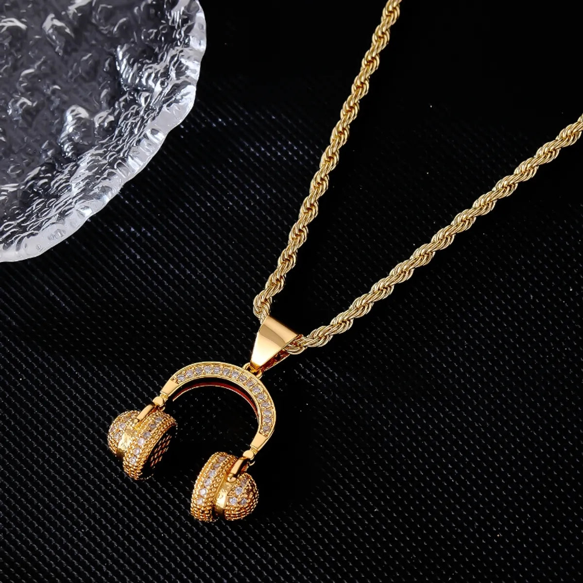 Women’s handmade necklaces-Hip-Hop Rock Earphones 304 Stainless Steel Copper Plating Inlay Rhinestones K Gold Plated Men'S Necklace Pendant