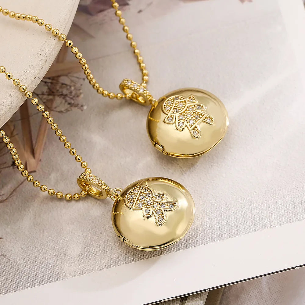 Women’s bridal necklaces-Simple Style Commute Human Round Copper Plating Inlay Zircon 18k Gold Plated Pendant Necklace