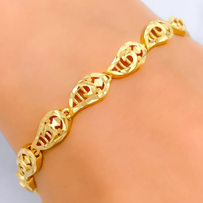 Women’s fashion bangles-Shiny Palatial Paisley 22k Gold Bracelet