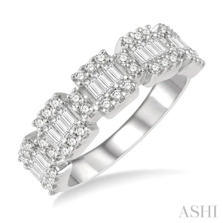 Women’s minimalistic engagement rings-3/4 Ctw Baguette and Round Cut Diamond Fusion Ring in 14K White Gold