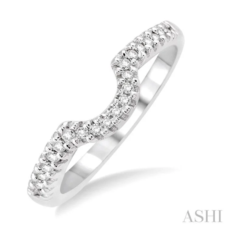 Women’s alternative engagement rings-1/6 Ctw Round Cut Diamond Wedding Band in 14K White Gold