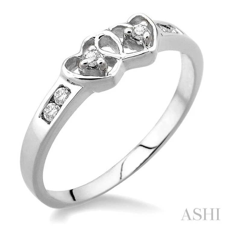 Women’s minimalistic engagement rings-1/10 Ctw Round Cut Diamond Twin Heart Ring in Sterling Silver