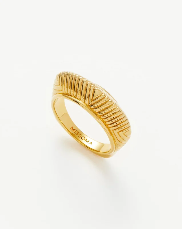 Women’s stackable rings-Hera Dome Ridge Stacking Ring