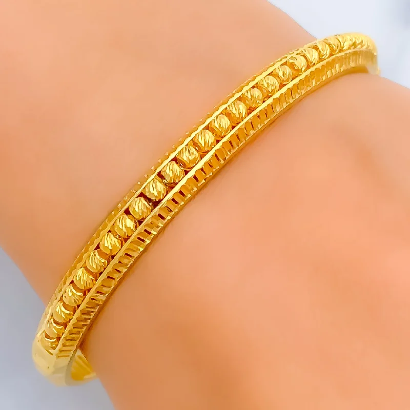 Women’s vintage charm bracelets-Stunning Orb Ball 22k Gold Bangle Bracelet