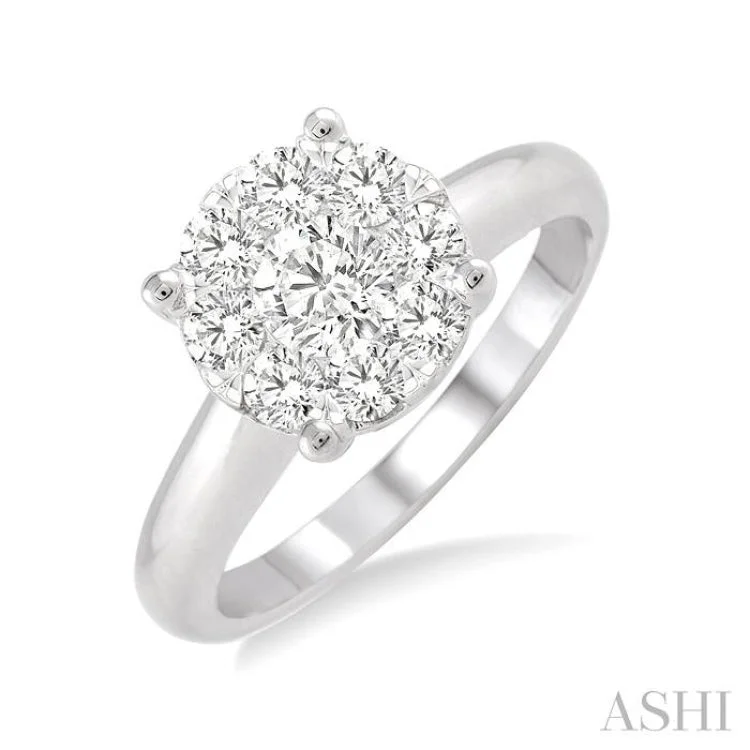 Women’s three-stone engagement rings-1/2 Ctw Lovebright Round Cut Diamond Ring in 14K White Gold