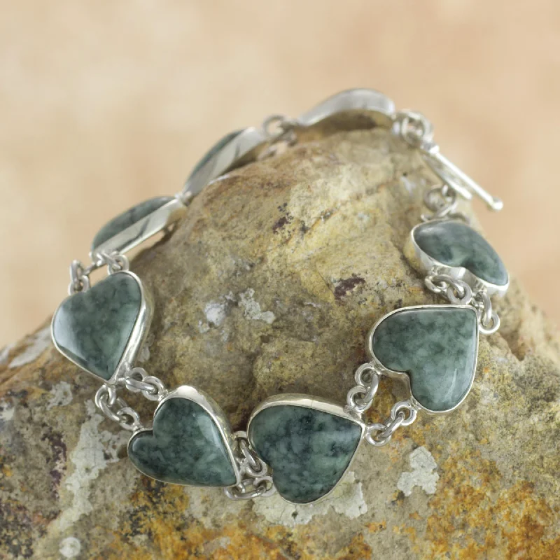 Women’s luxury charm bracelets-Love Immemorial Heart Shaped Jade Sterling Silver Link Bracelet