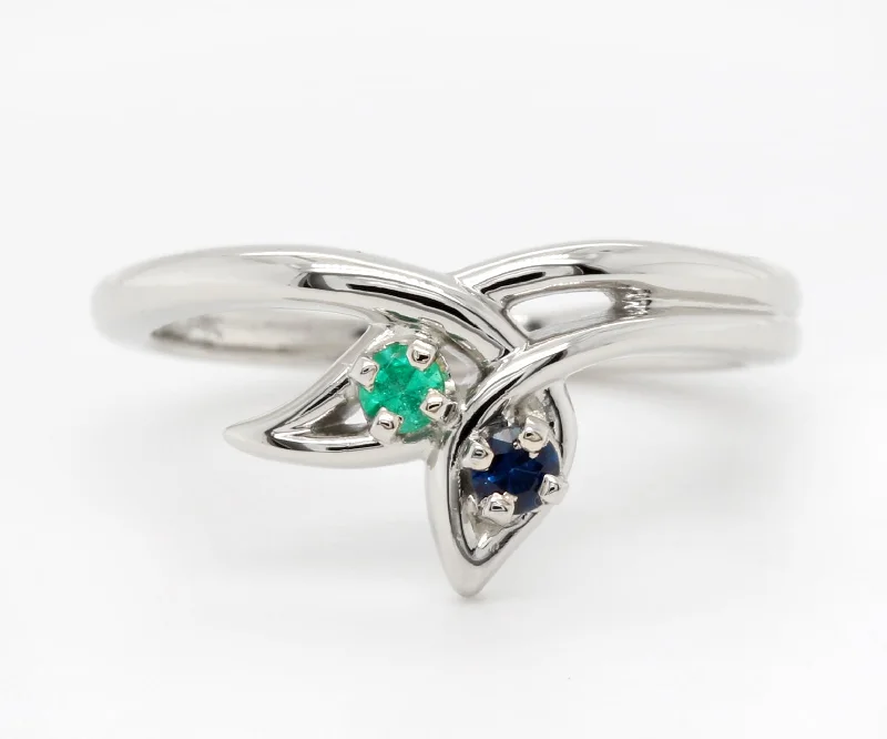 Women’s halo wedding rings-Leaf Mothers Birthstone Family Silver Ring