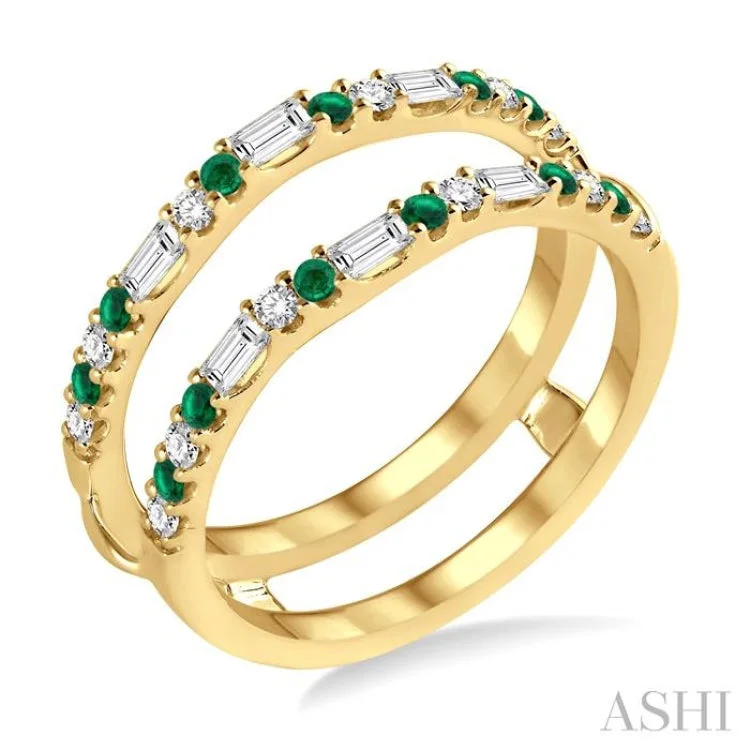 Women’s minimalist engagement rings with diamonds-1/3 ctw Baguette and Round Cut Diamond & 1.50MM Emerald Insert Ring in 14K Yellow Gold