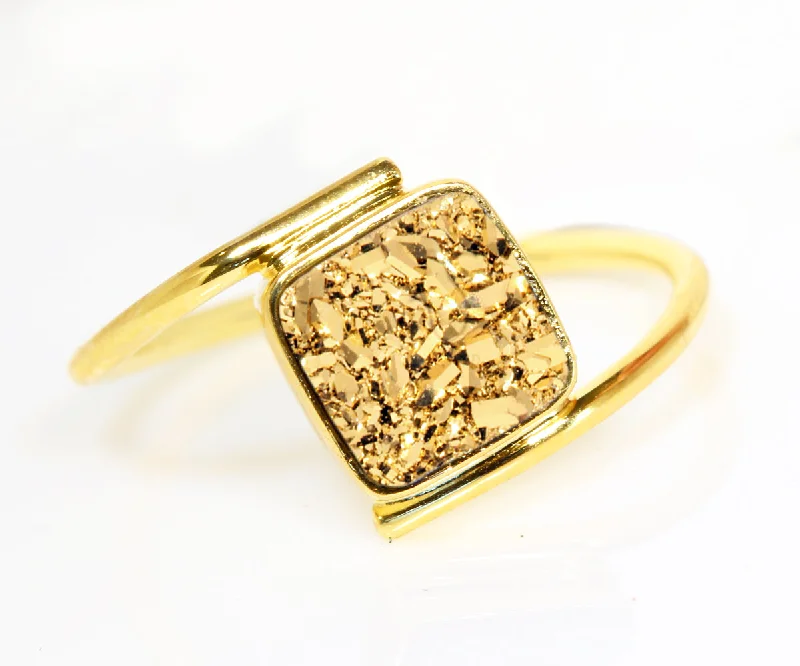 Women’s titanium rings-Bypass Square 18k Gold Druzy Ring