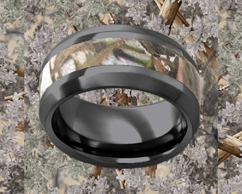 Women’s sterling silver rings-Beveled Edge Desert Black Ceramic Ring