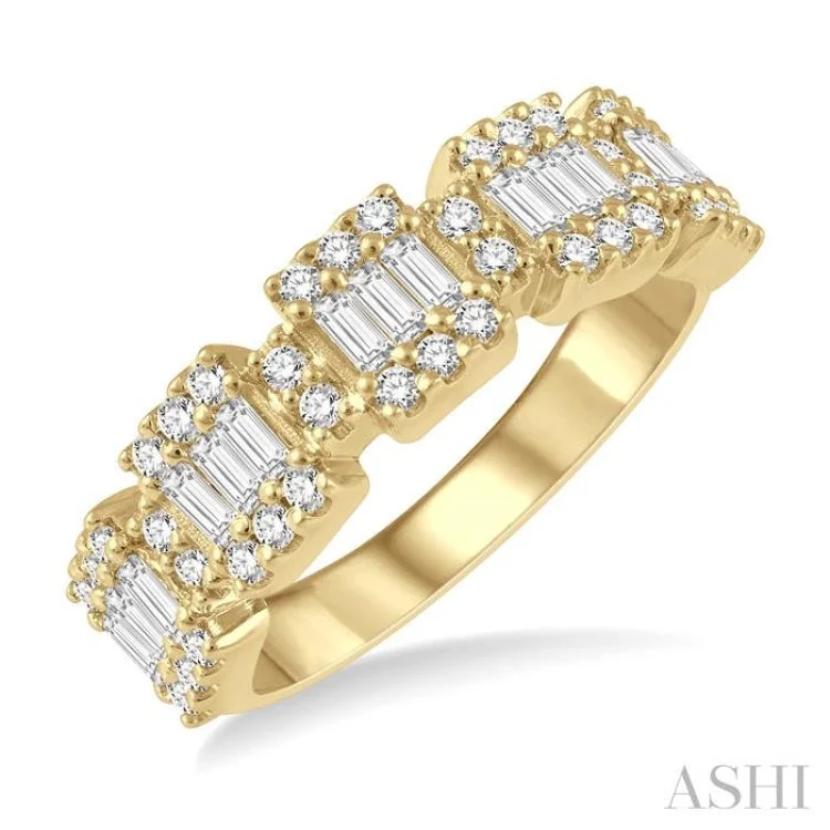 Women’s halo engagement rings with diamonds-3/4 Ctw Baguette and Round Cut Diamond Fusion Ring in 14K Yellow Gold